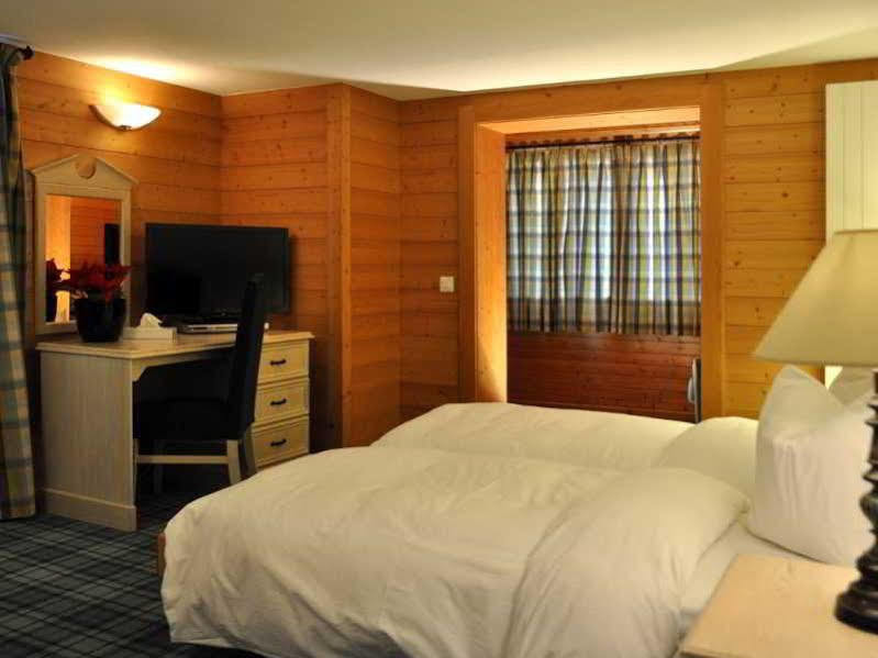 Hotel De La Paix تشامبري المظهر الخارجي الصورة